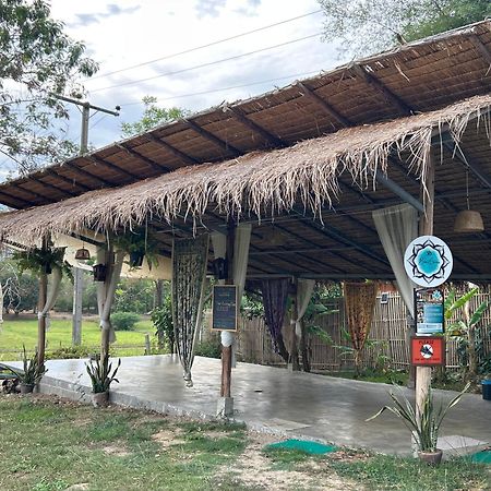 Blue Stone Hotel Pai Exterior photo